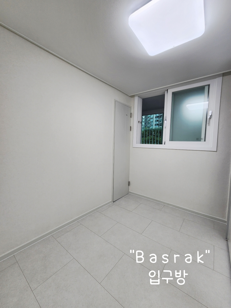2039411736_BKjv6SGb_9712c025591988ac86a8da3c3ed805892cc1a128.jpg 이미지크게보기
